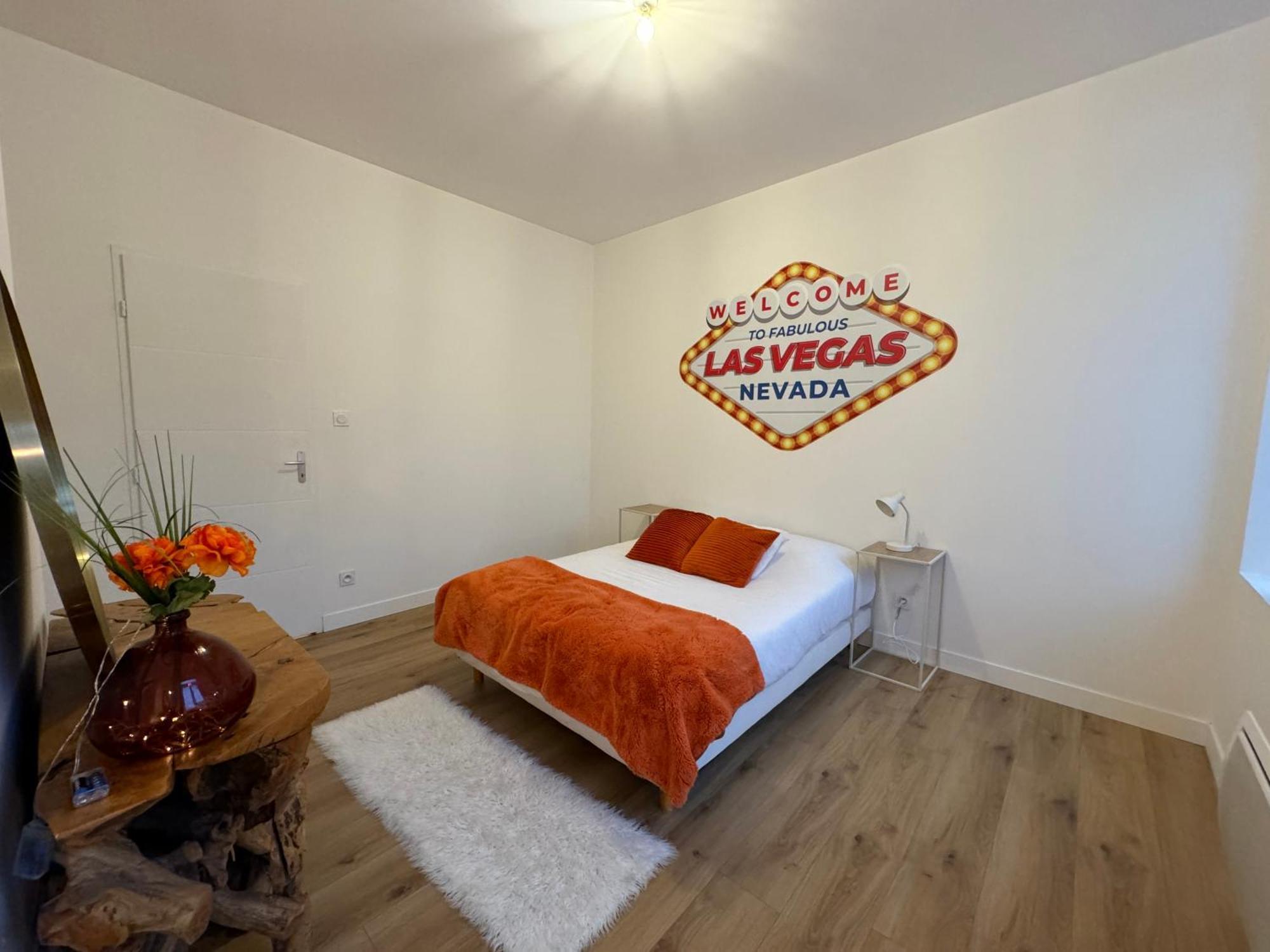 Holiday home Le Casino Royal A Proximite Du Port